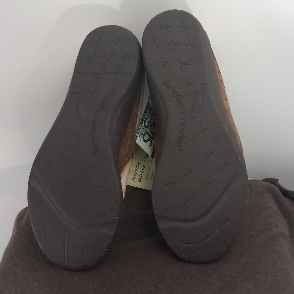 BAREFOOT FREEDOM BROWN